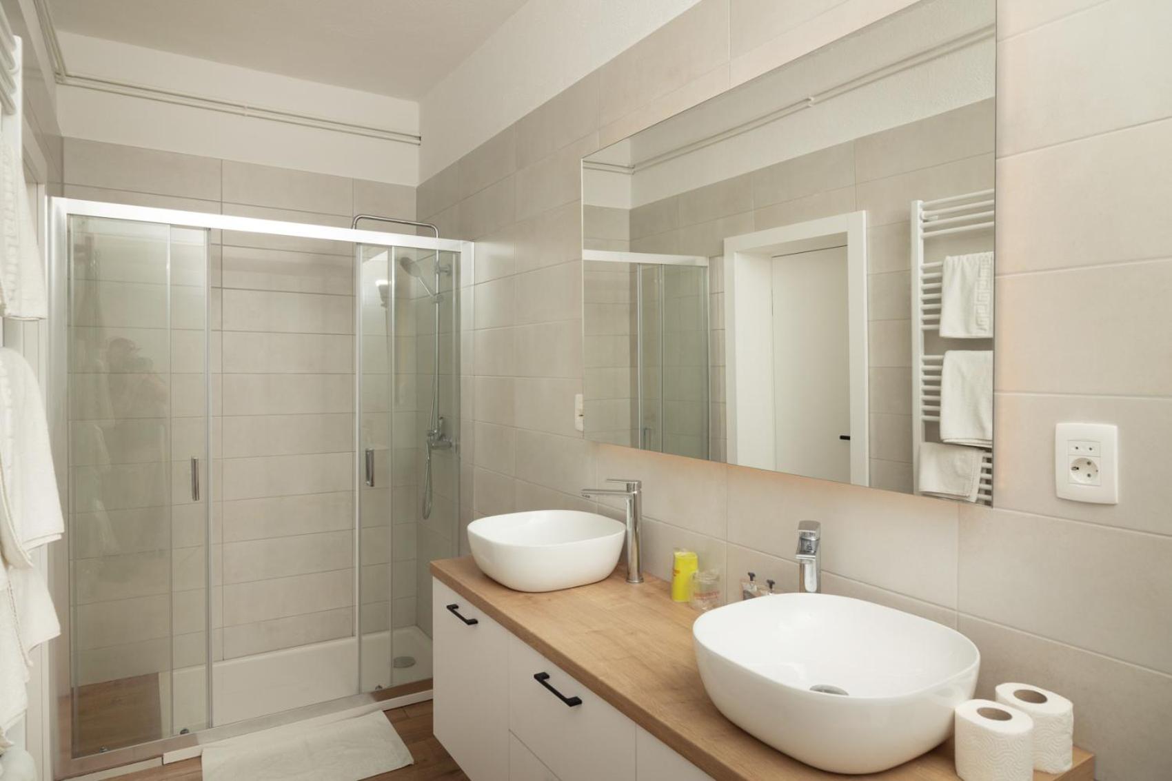 Apartments & Rooms Konoba Tomic Gornji Humac Quarto foto