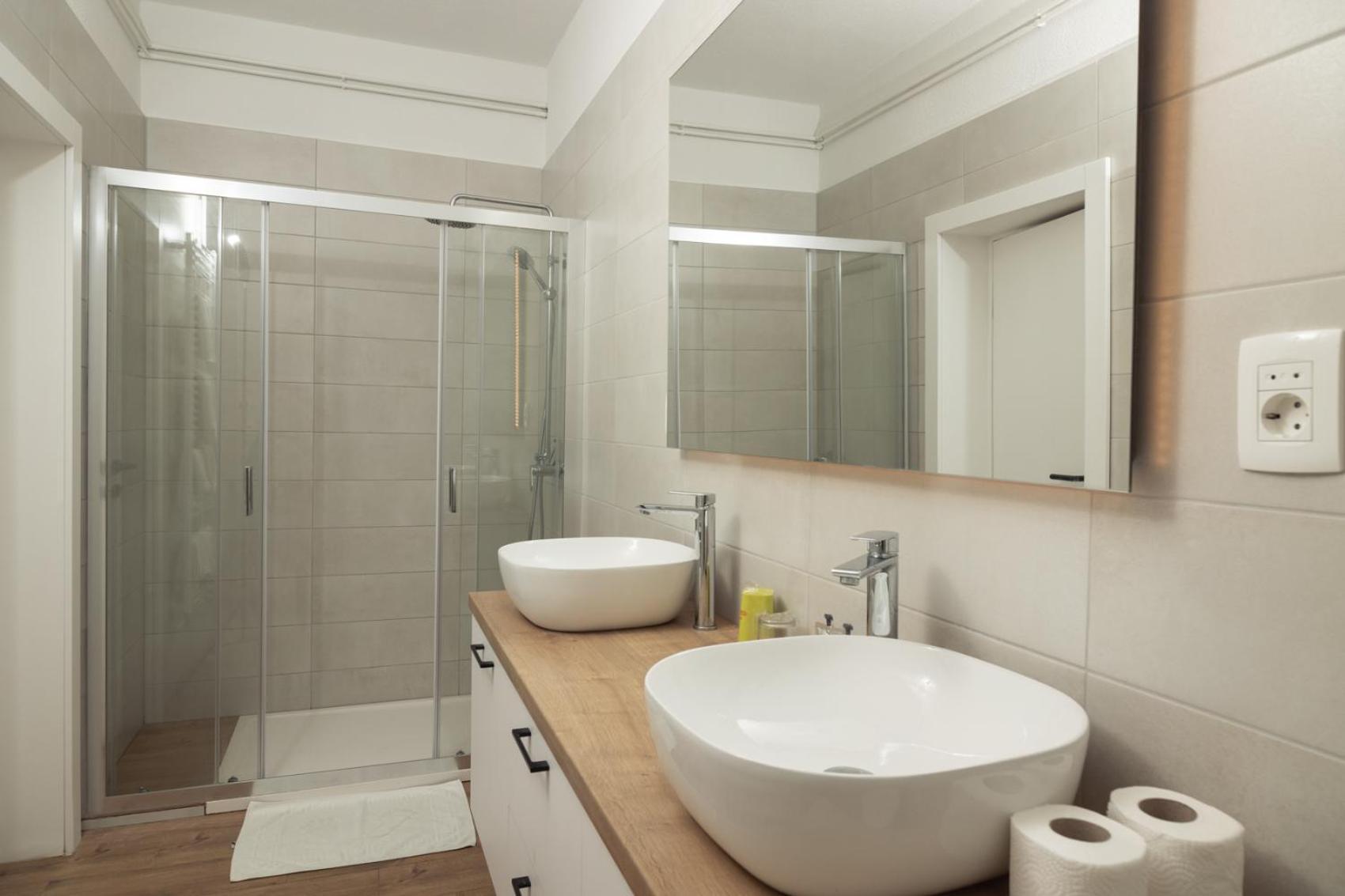Apartments & Rooms Konoba Tomic Gornji Humac Quarto foto