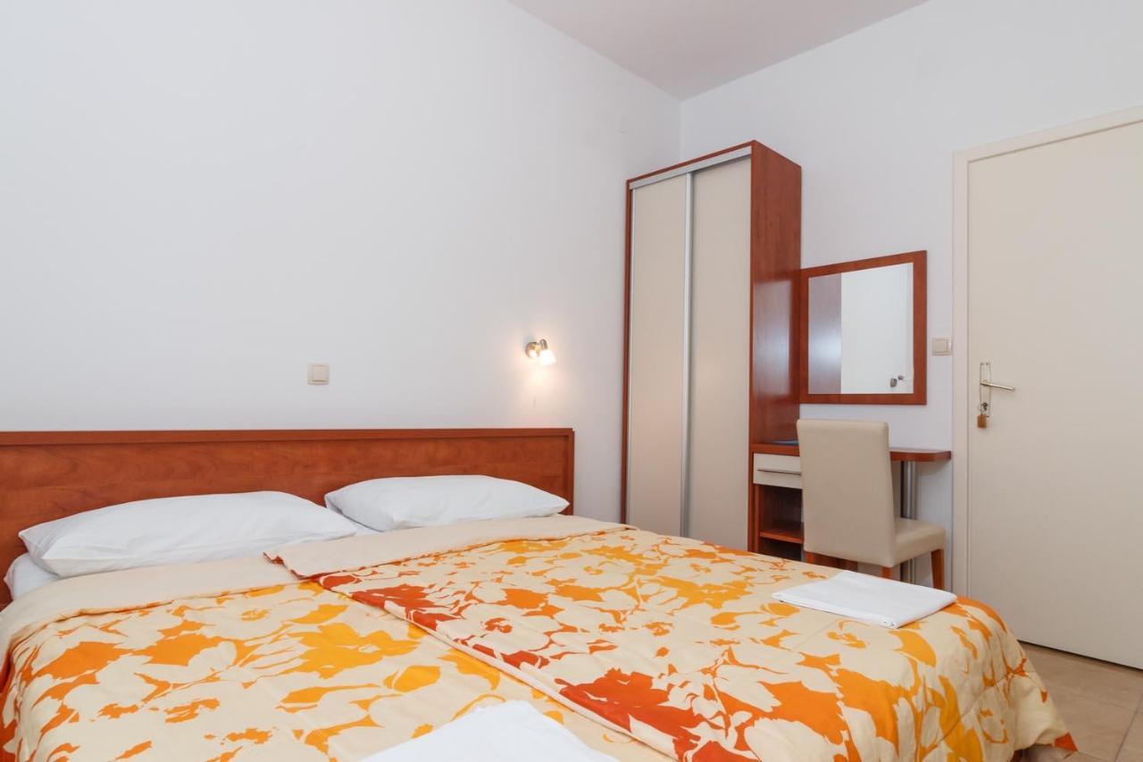 Apartments & Rooms Konoba Tomic Gornji Humac Exterior foto